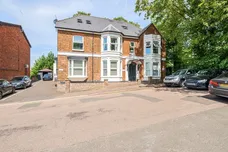 Vaughan Road Harpenden AL5 photo 15