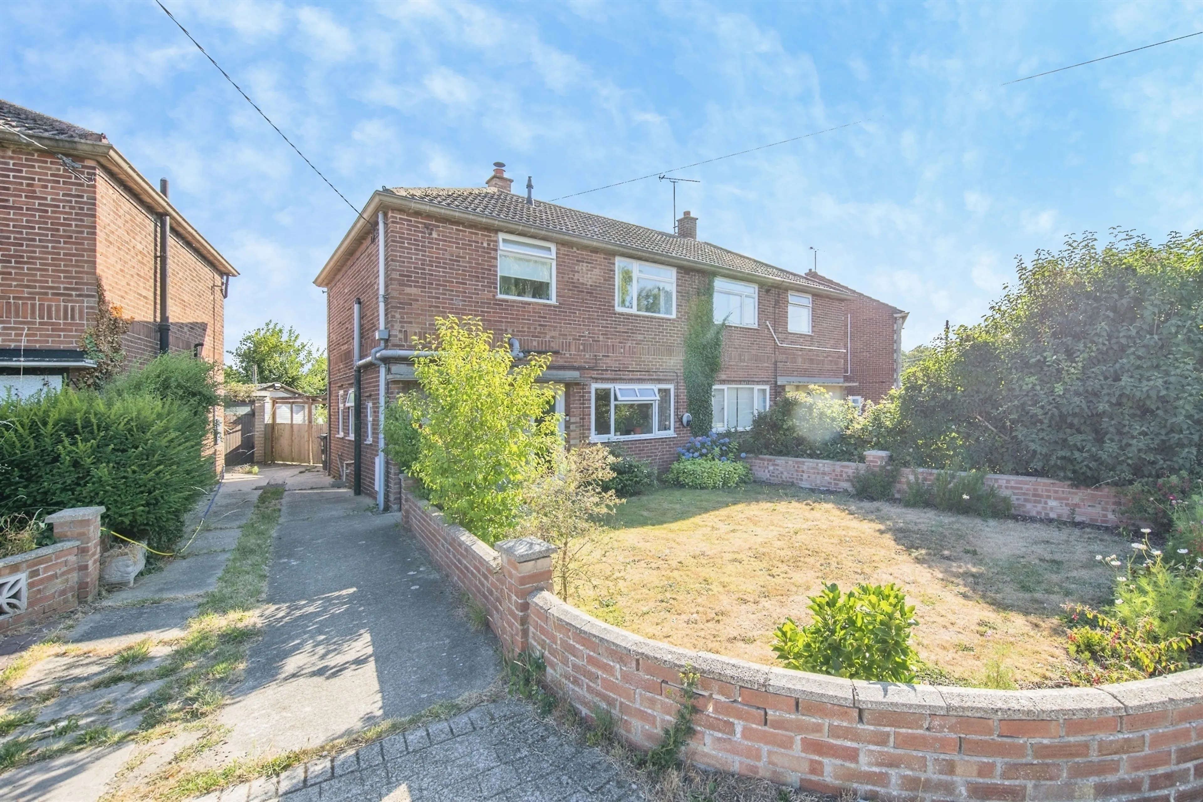 Property photo 0