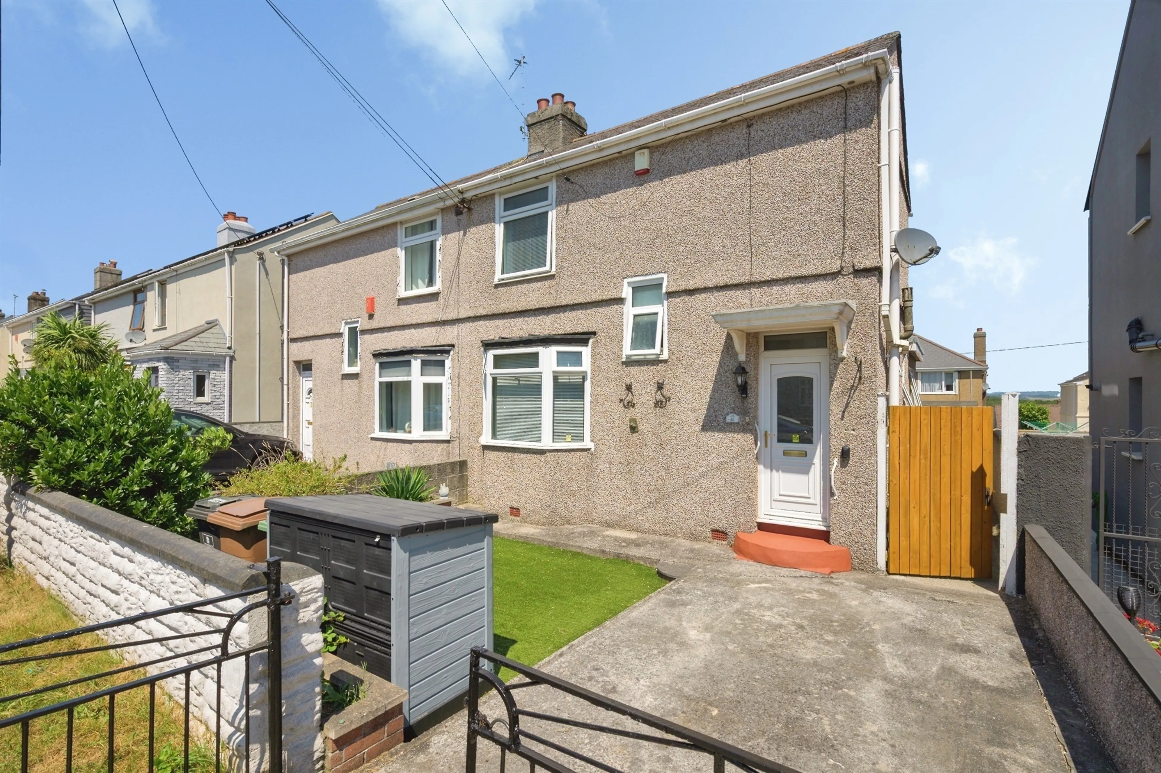 Property photo 0