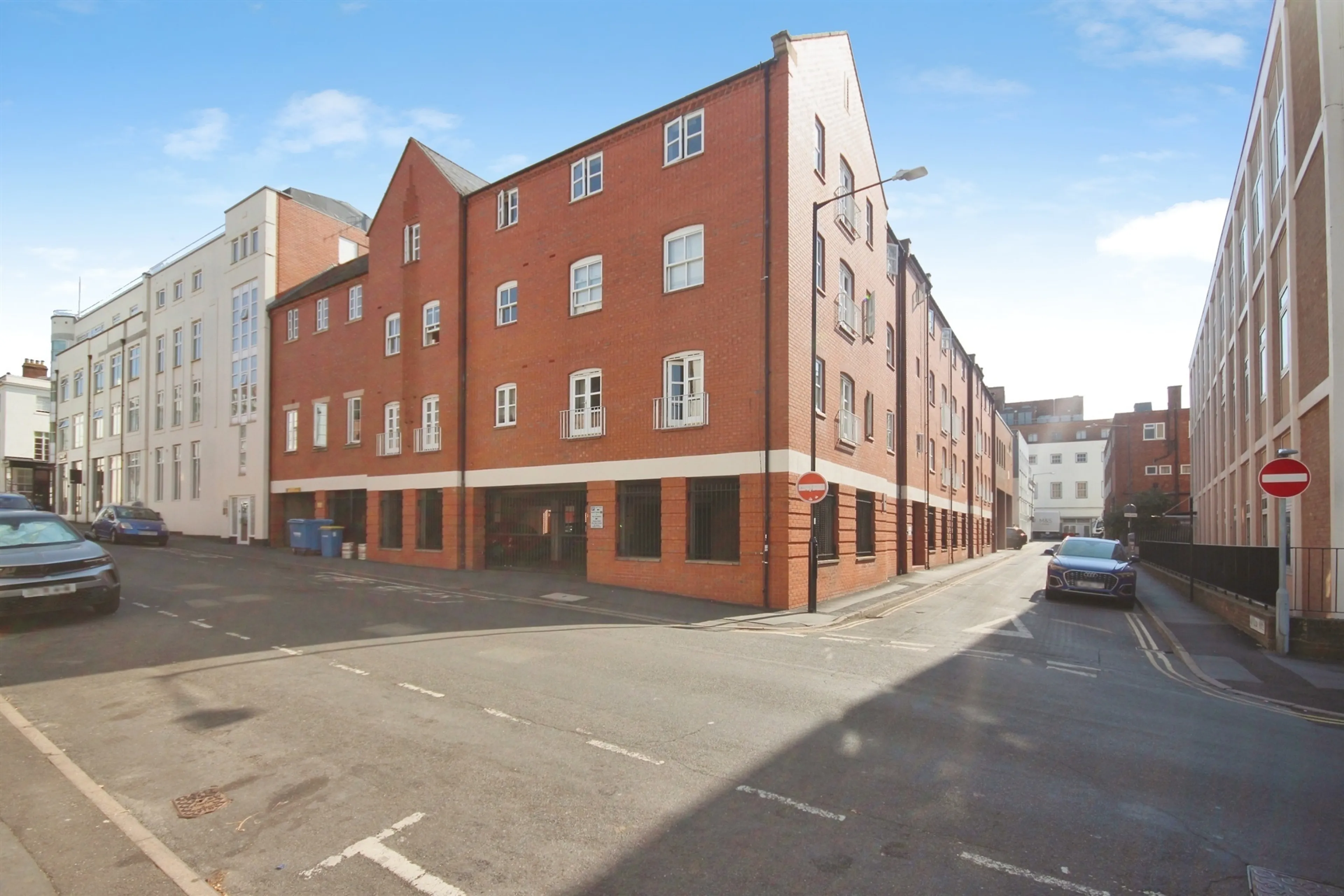 Property photo 0