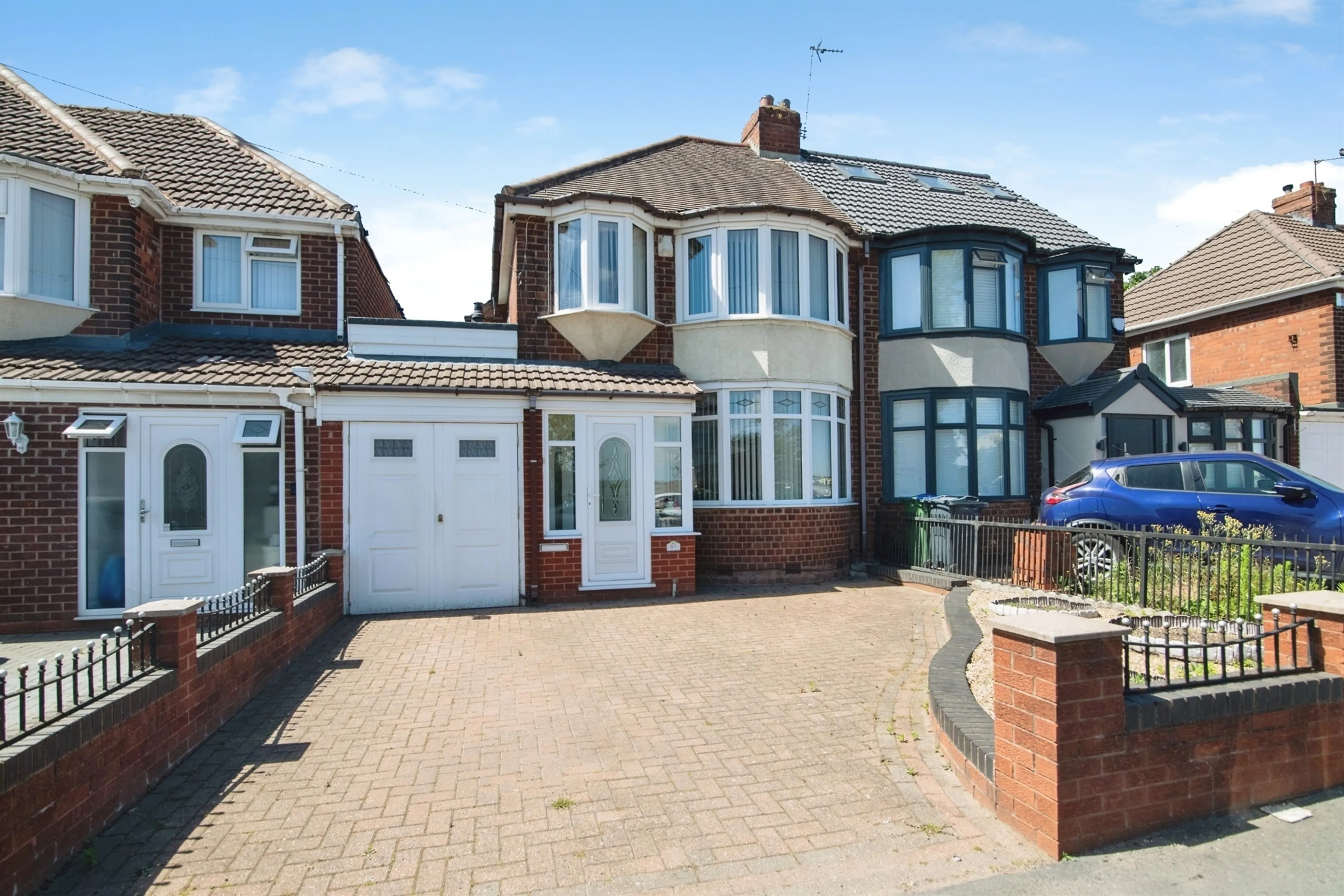 Property photo 0