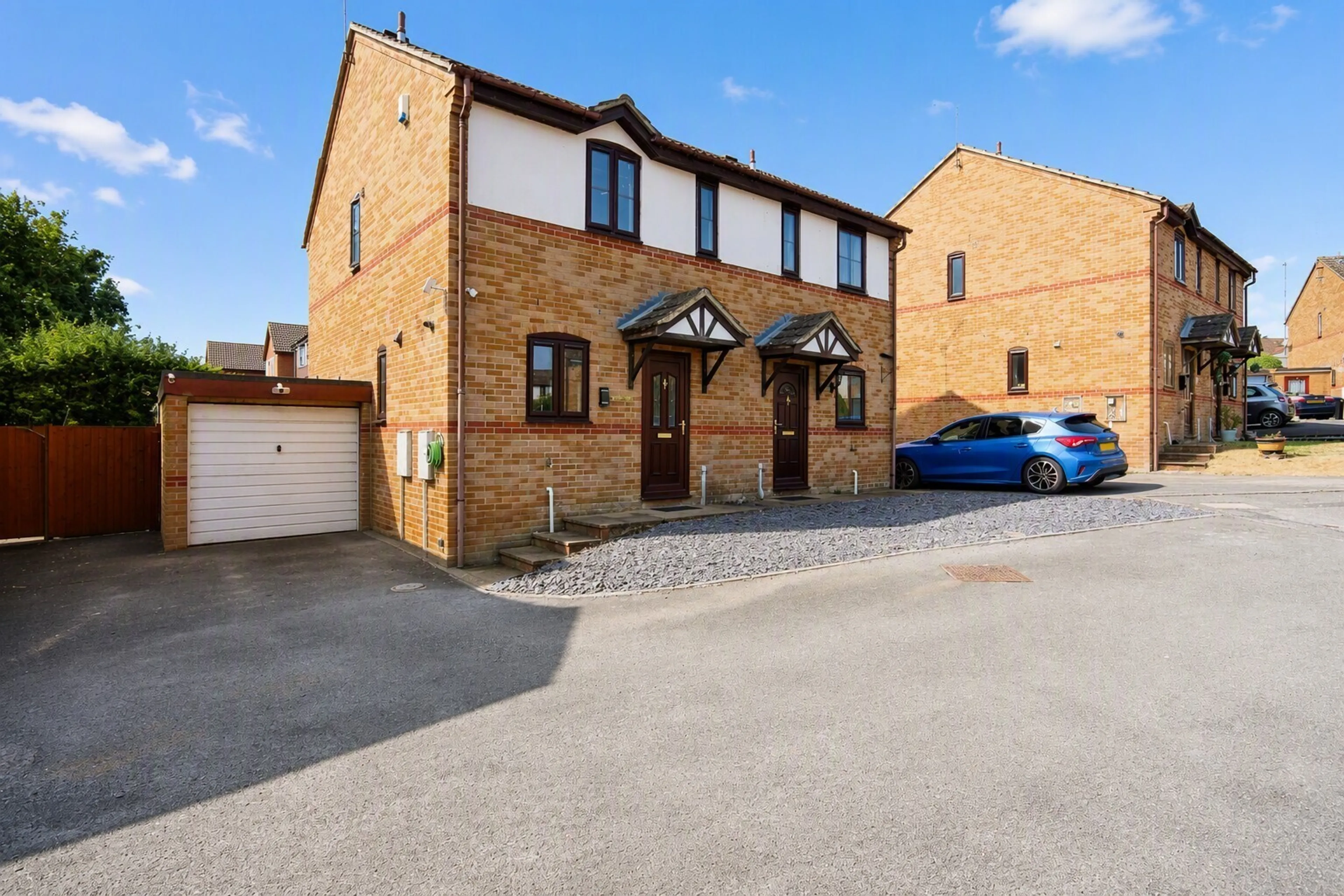 Property photo 0