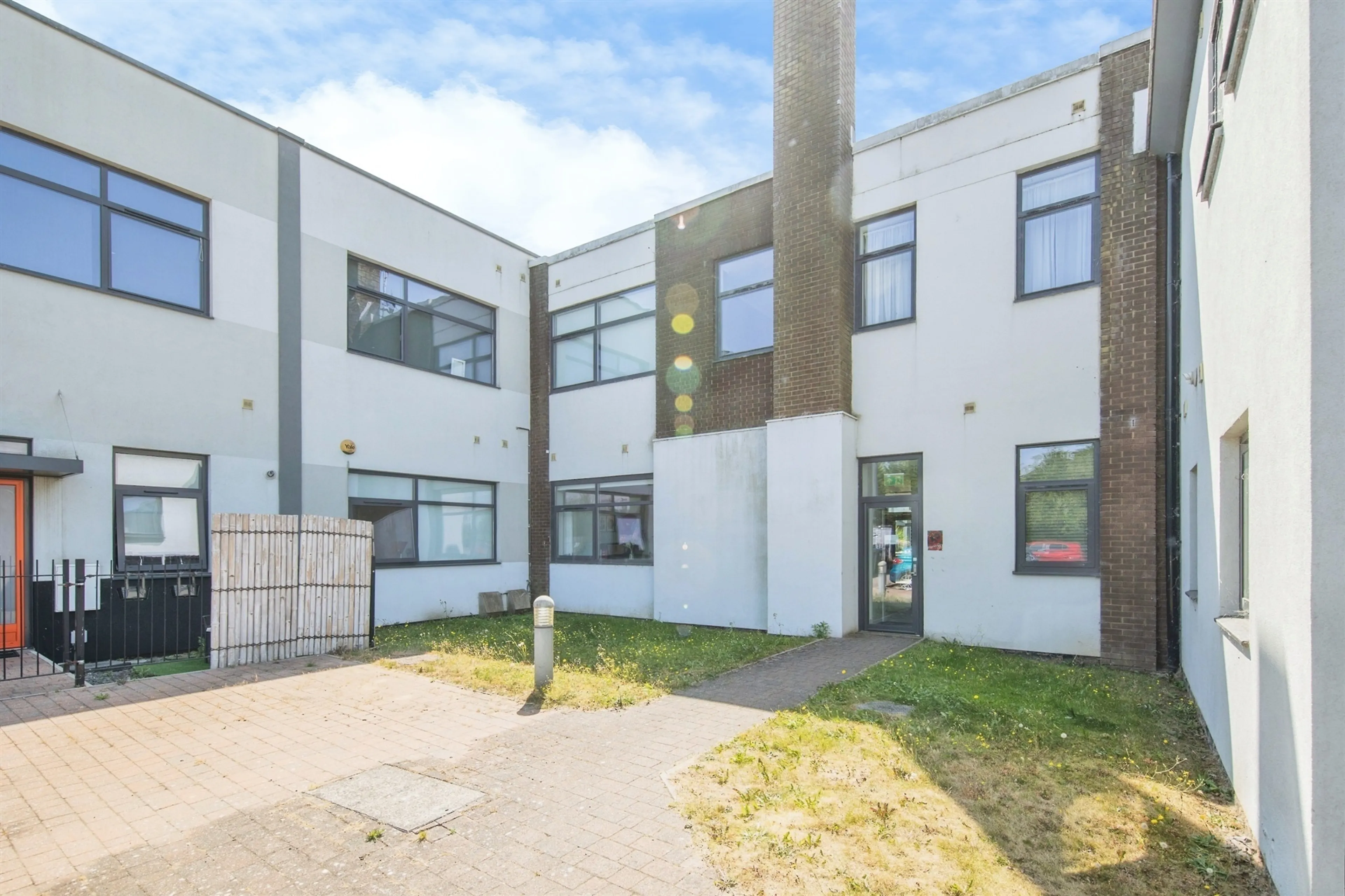 Property photo 0