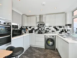Woodcroft, HARLOW thumb 3