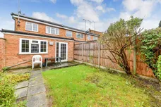 Whitehouse Avenue Borehamwood WD6 photo 3