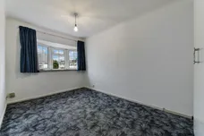 Whitehouse Avenue Borehamwood WD6 photo 7