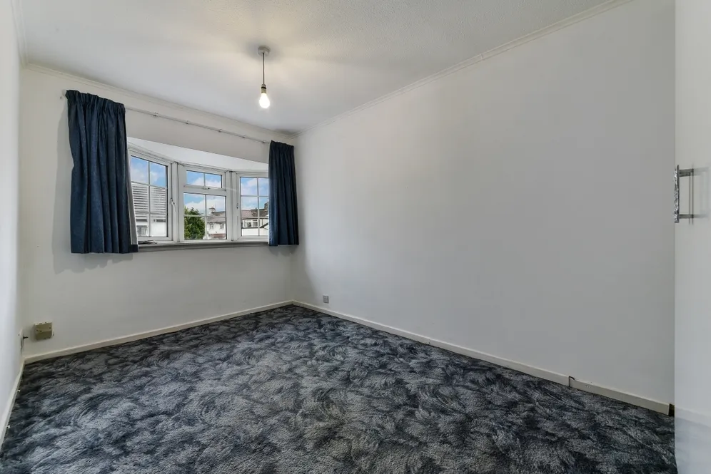 Whitehouse Avenue Borehamwood WD6 photo 7