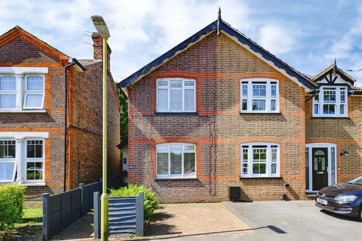 Winifred Road, Hemel Hempstead