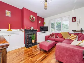 Winifred Road, Hemel Hempstead thumb 2