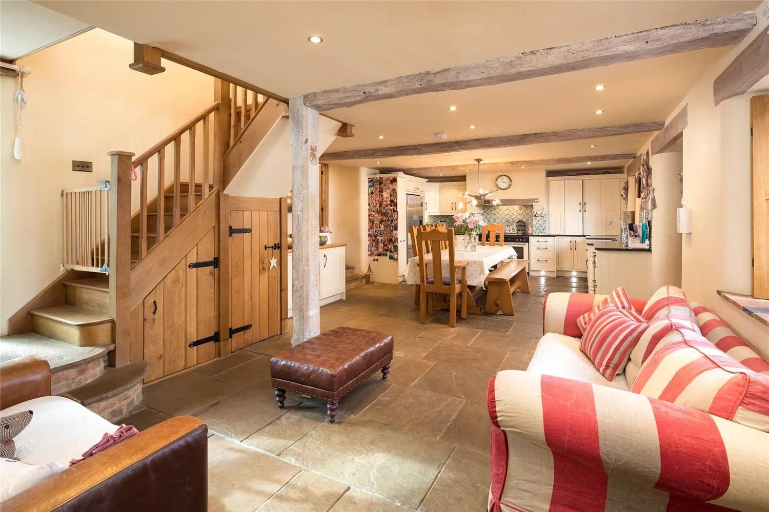 Careys Road, Pury End, NN12 photo 2