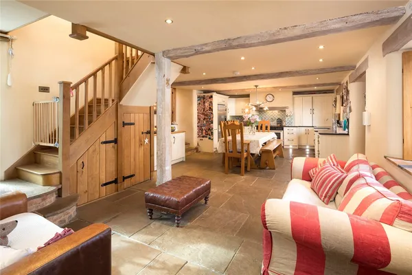 Careys Road, Pury End, NN12 photo 2