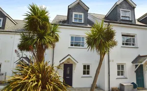 Westwood Park, Caroline Row, Hayle, Cornwall, TR27 photo