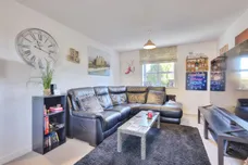 Peter Crisp Way, RUSHDEN