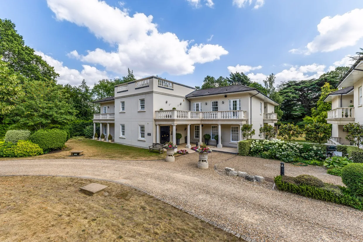 Old Redding, Harrow, HA3 photo 1