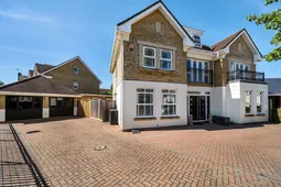 Crofters Close, Deepcut, GU16