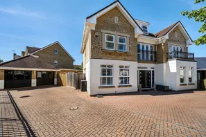 Crofters Close, Deepcut, Surrey, GU16