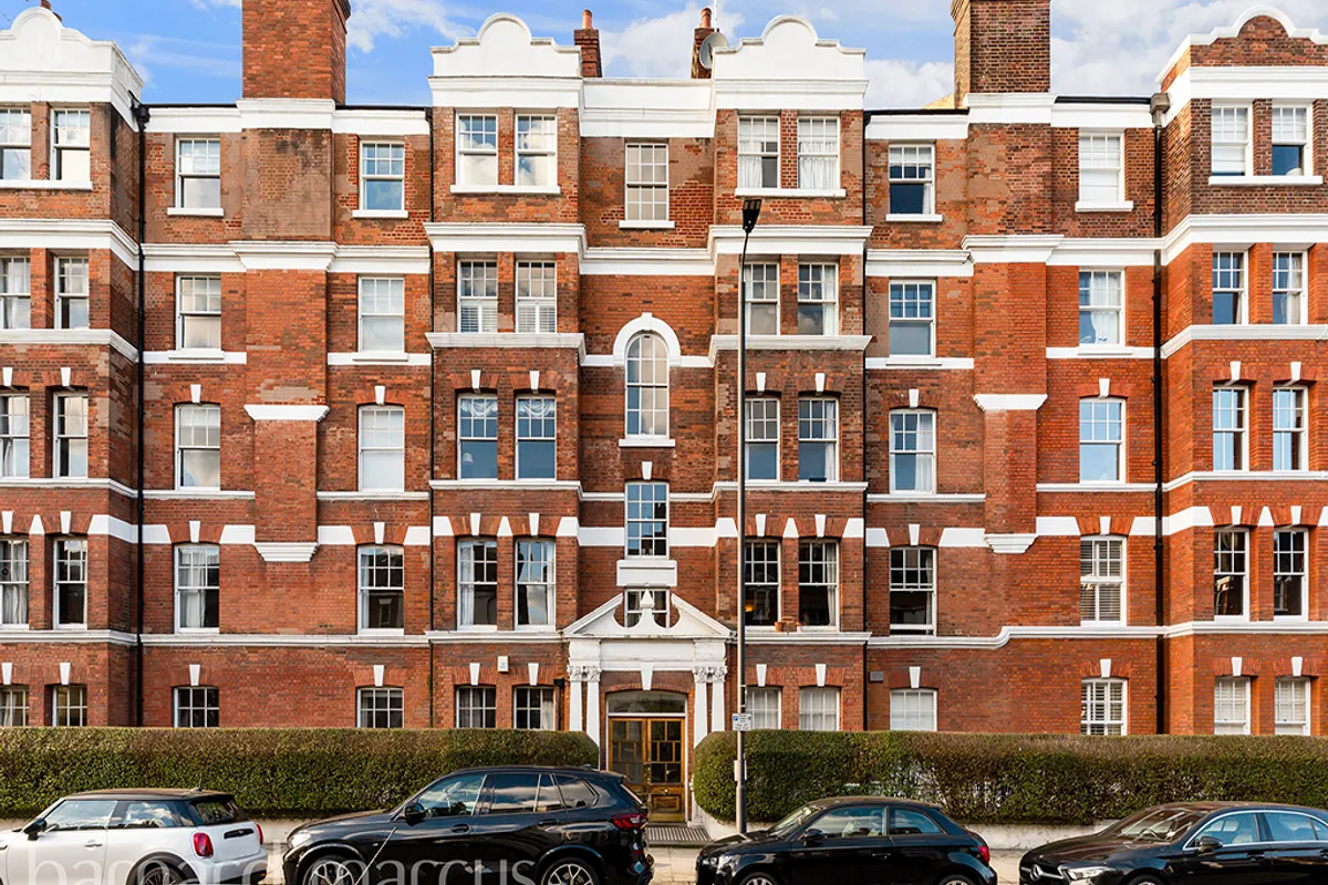 Cambridge Road, LONDON