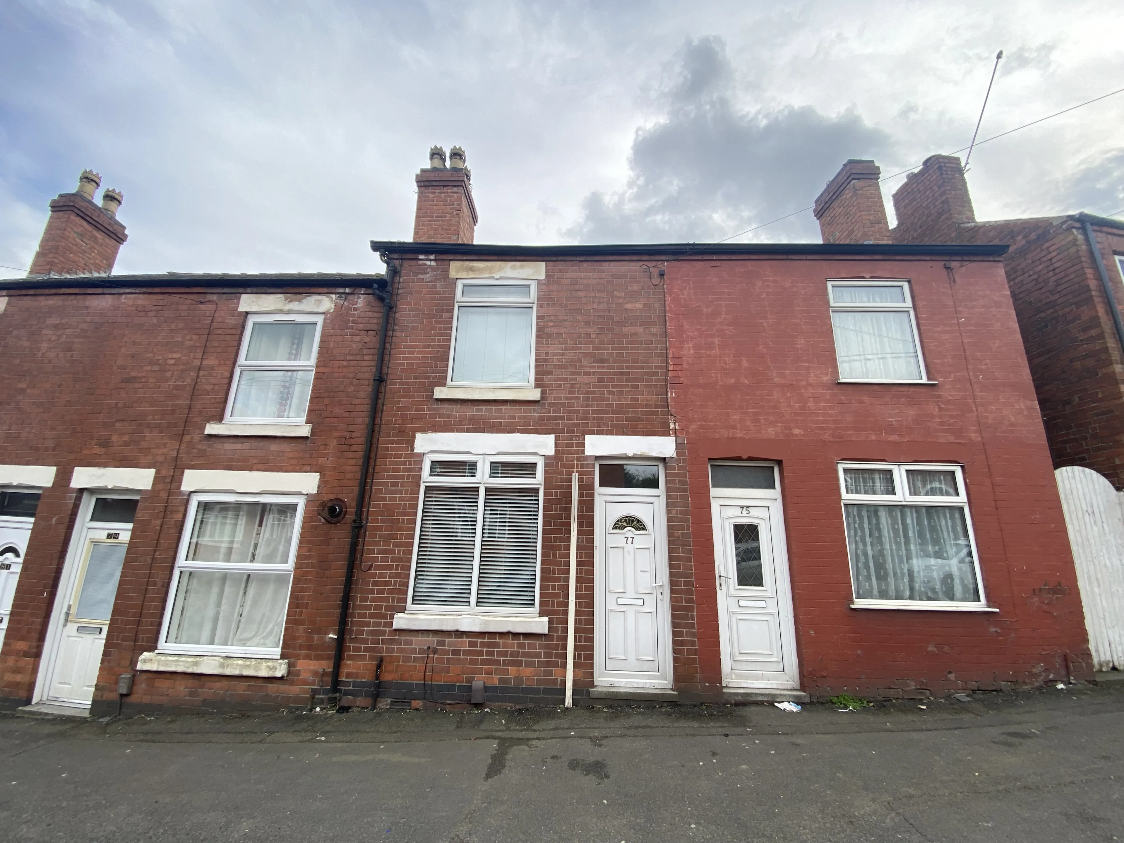 Property photo 0