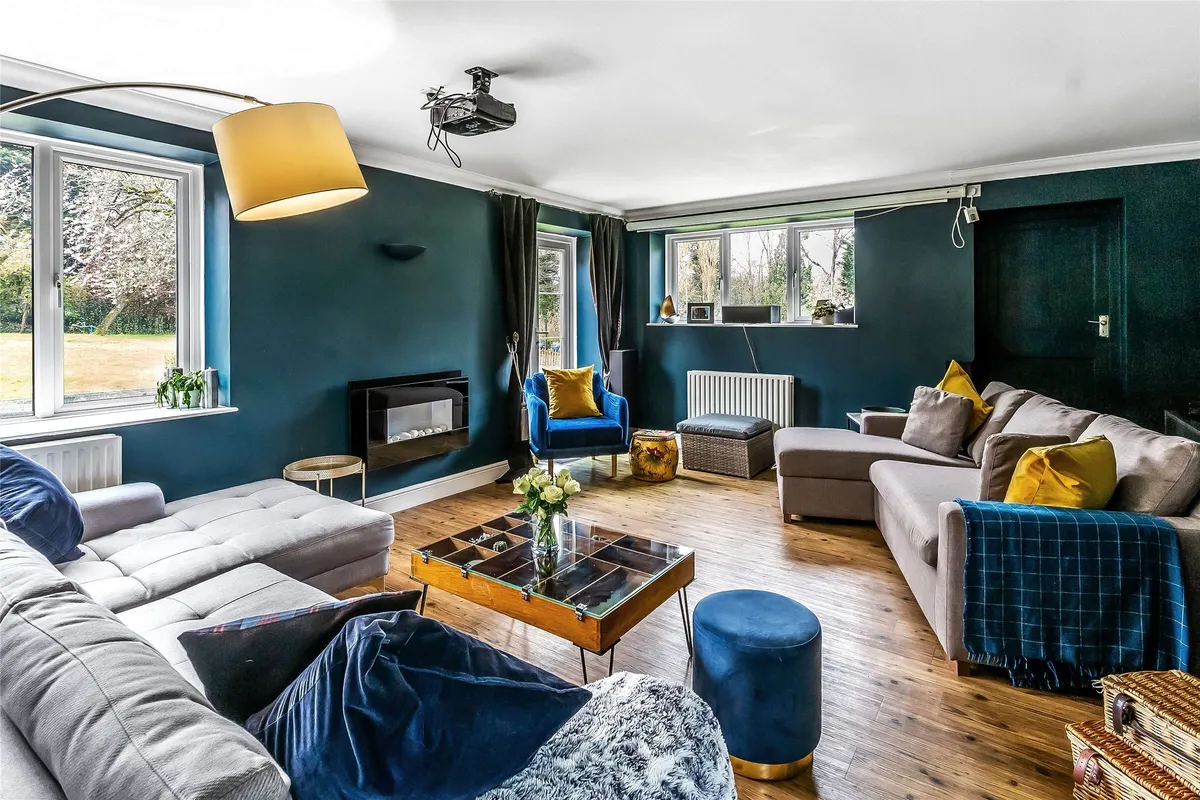 London Road, Westerham, TN16