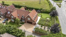 Cumnor Hill, Oxford, OX2 photo 1