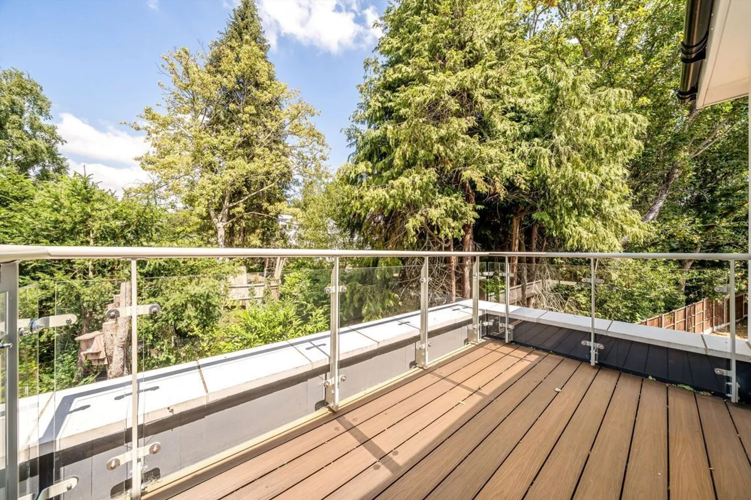 Brooklands Road, Weybridge, KT13 photo 9
