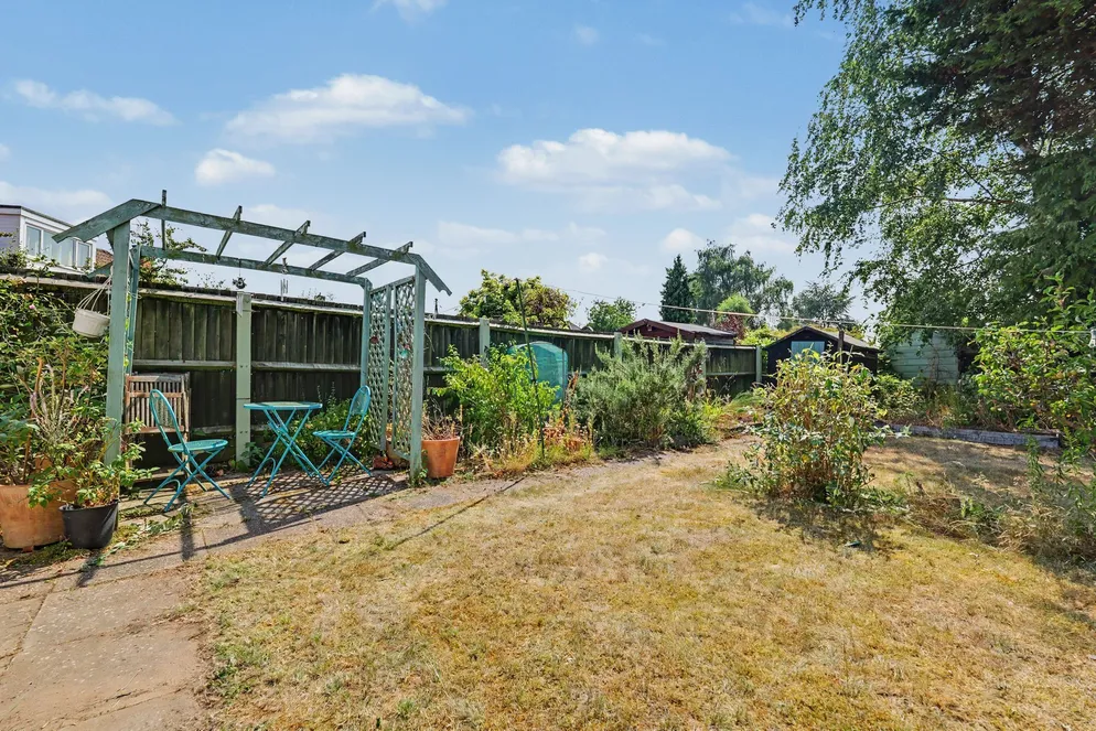 Property carousel item 12