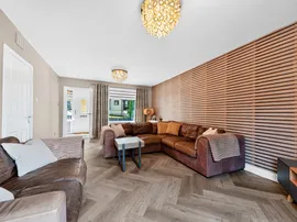 Cairns Avenue, Cambuslang, Glasgow thumb 2