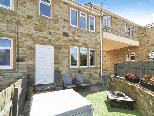 Richmond Mews, Saltaire, Shipleyphoto