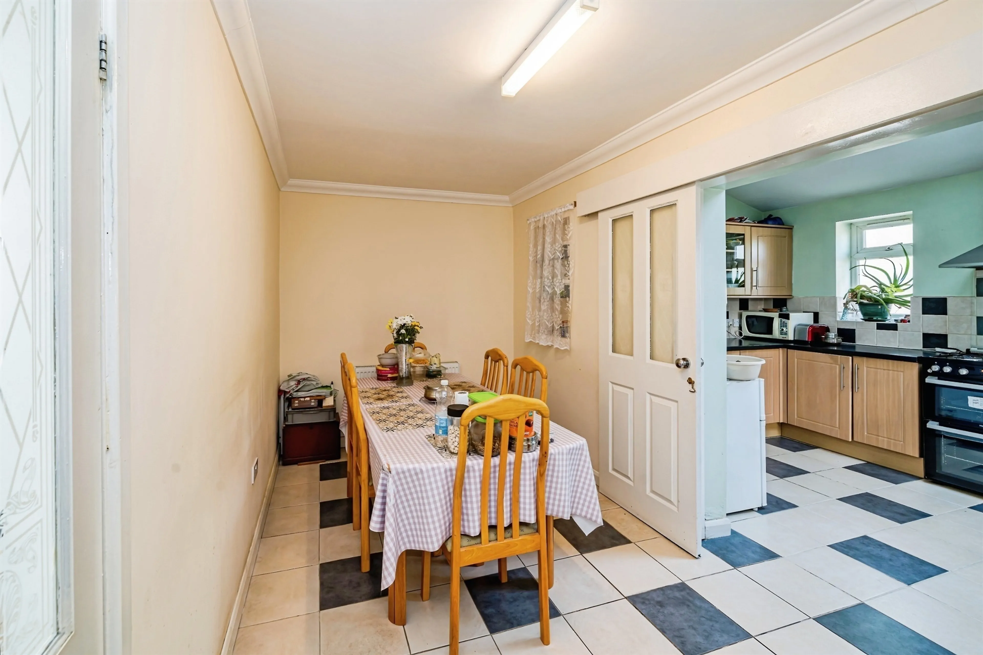 Property at Beechwood Road, SLOUGH