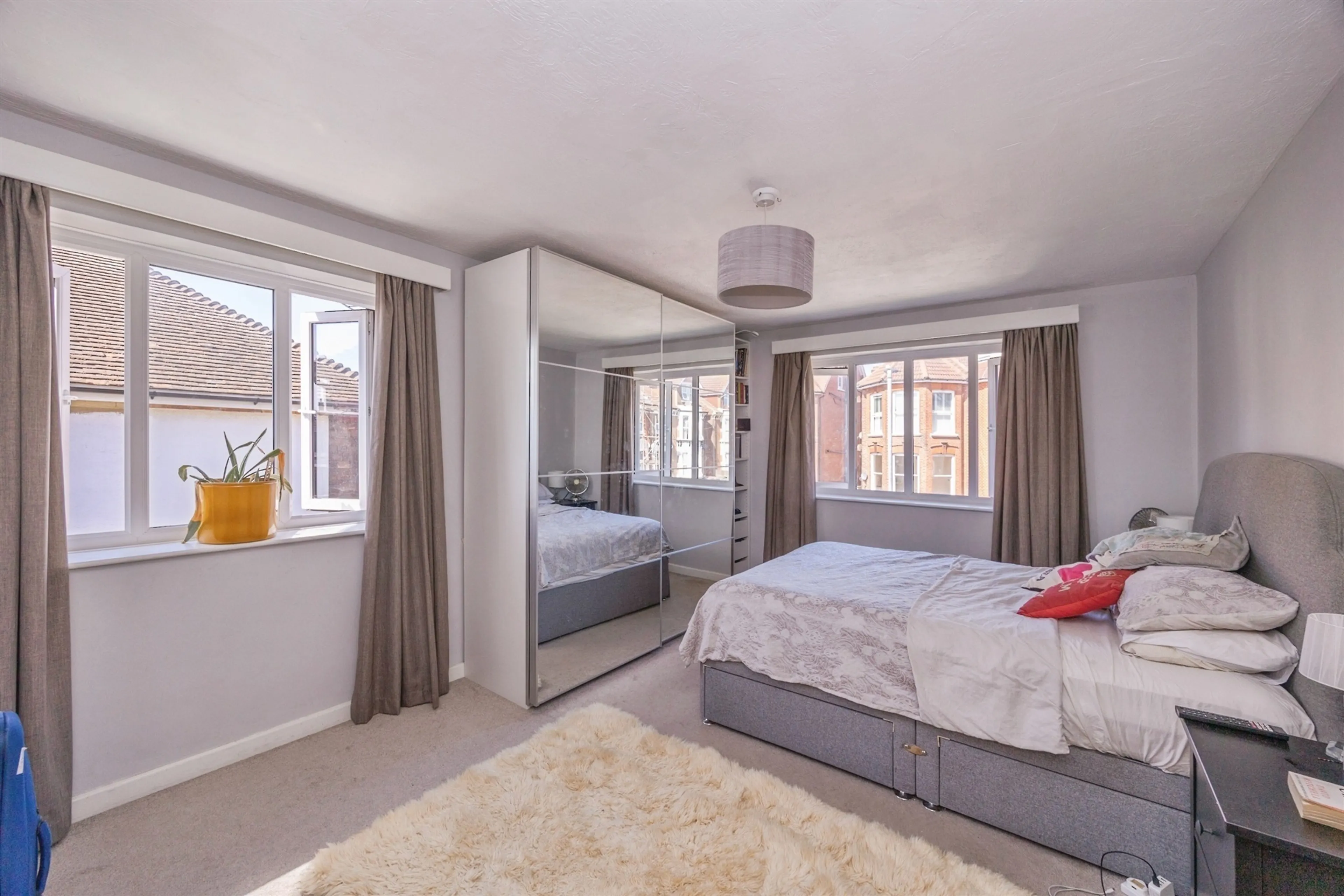 Property at Elizabeth Gardens, Southsea