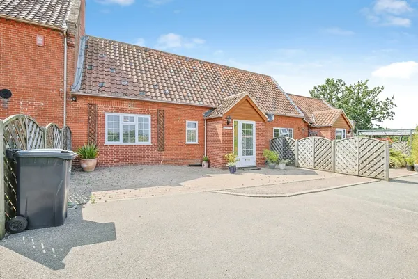 Bury Road, Hepworth, Diss, Suffolk, IP22