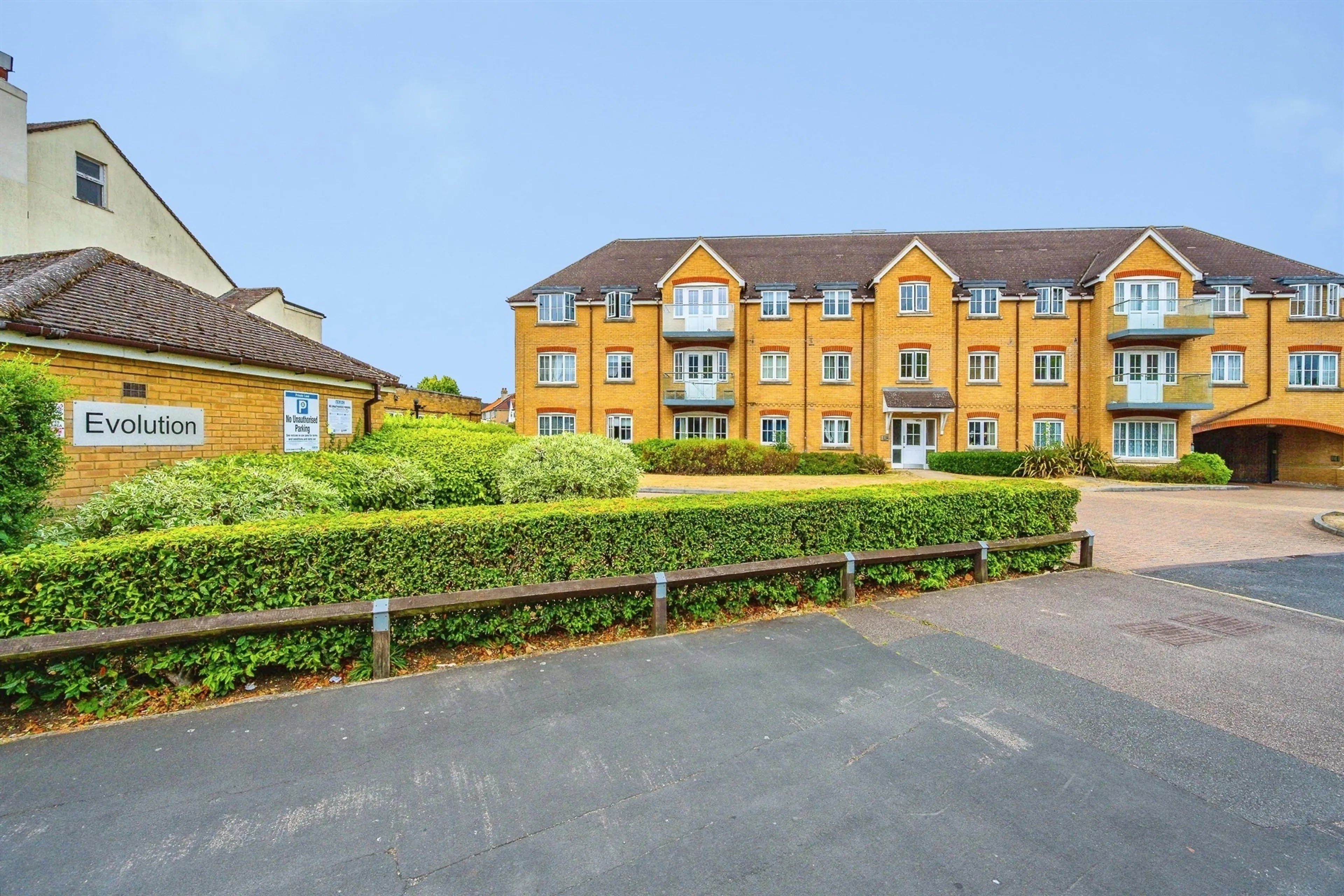 Property photo 0