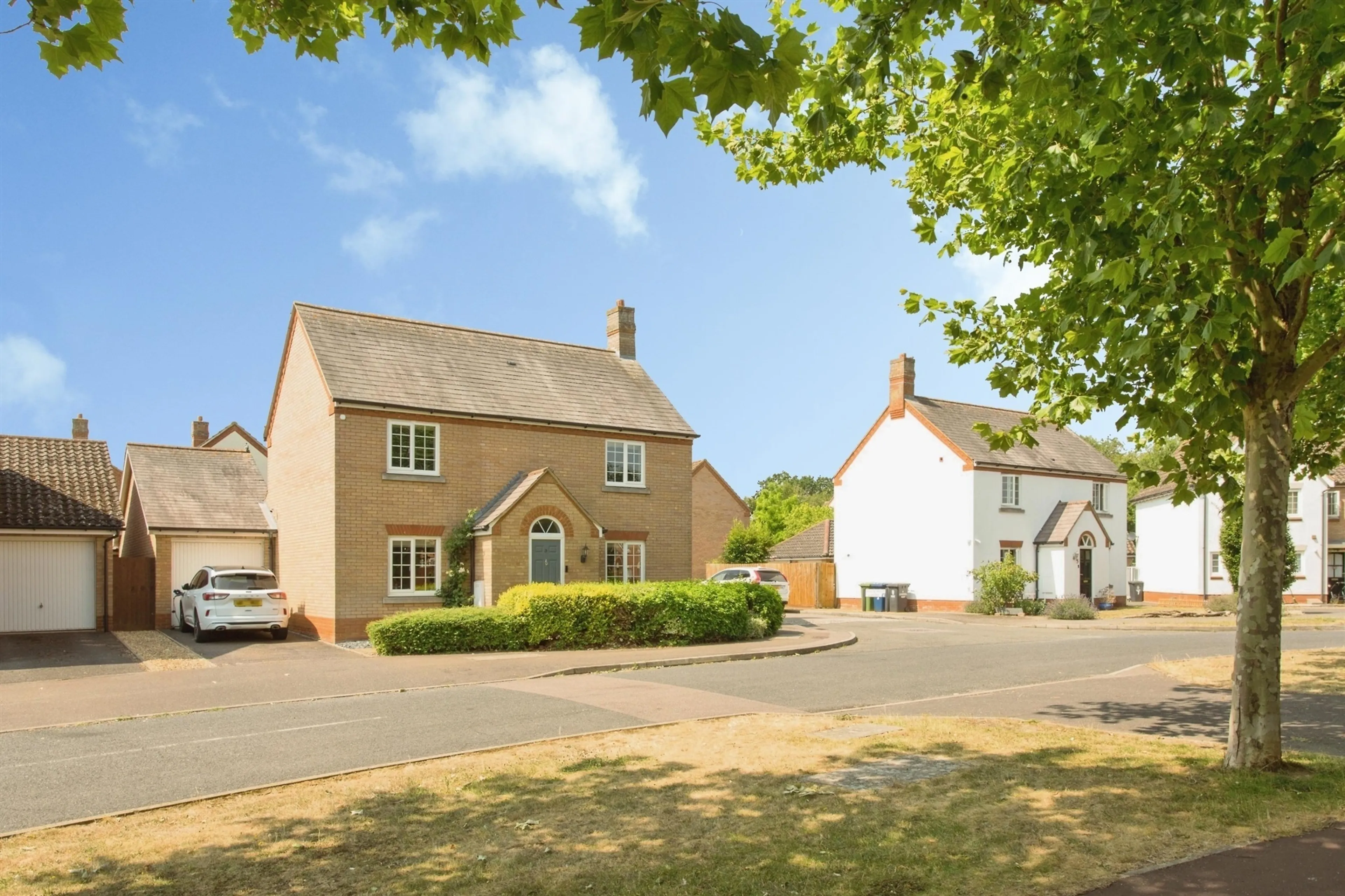 Property photo 0