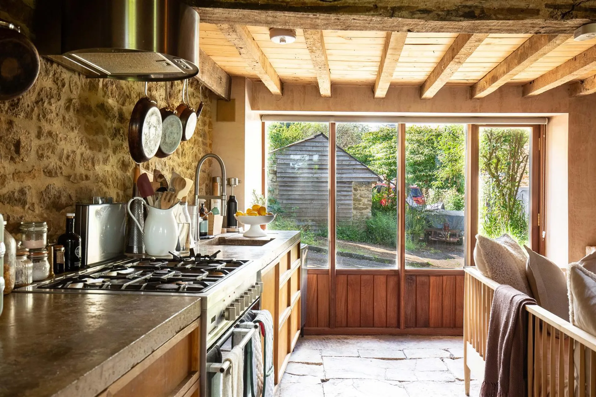 Property photo top 3