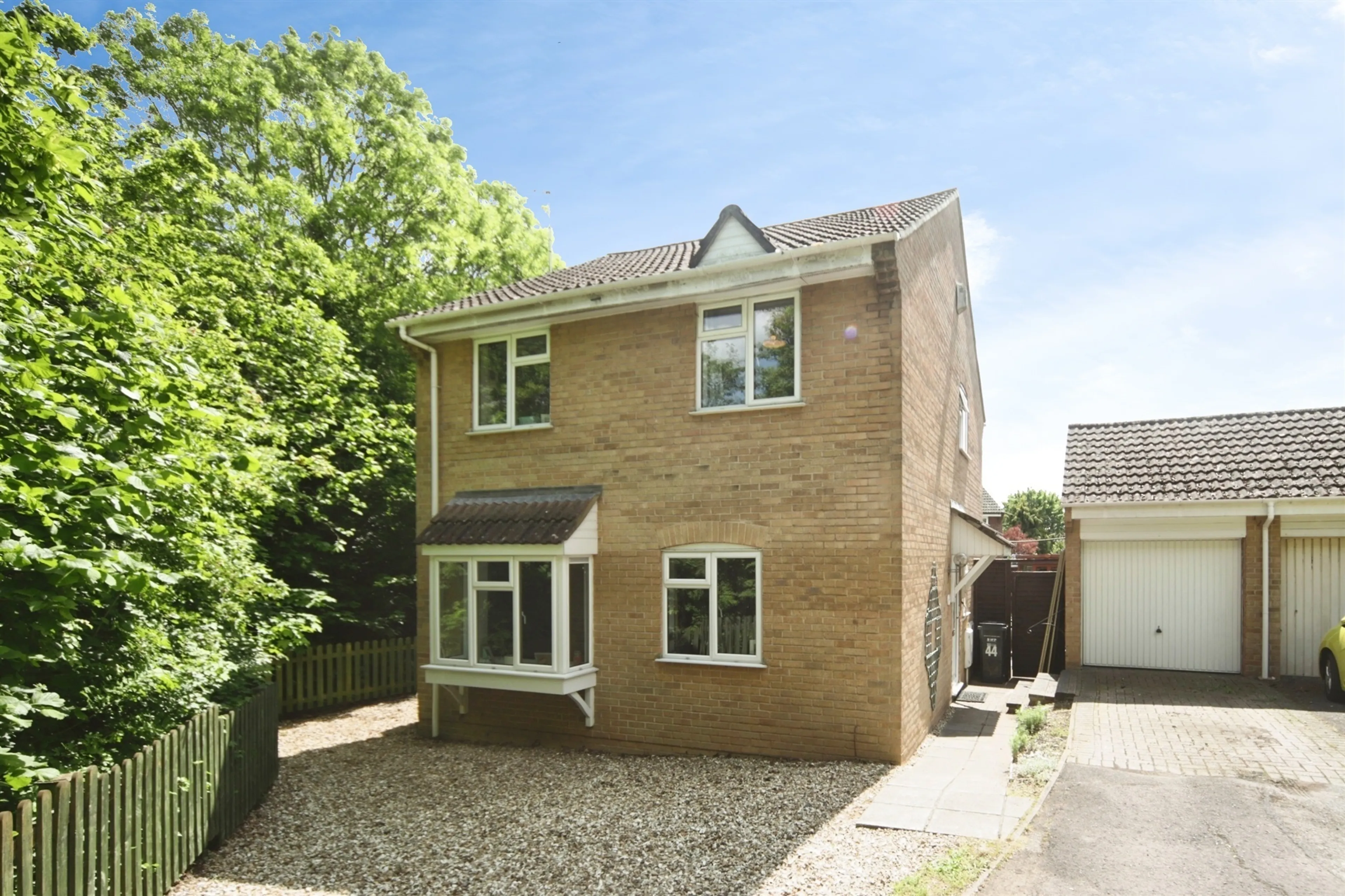 Property at Derwent Grove, Taunton