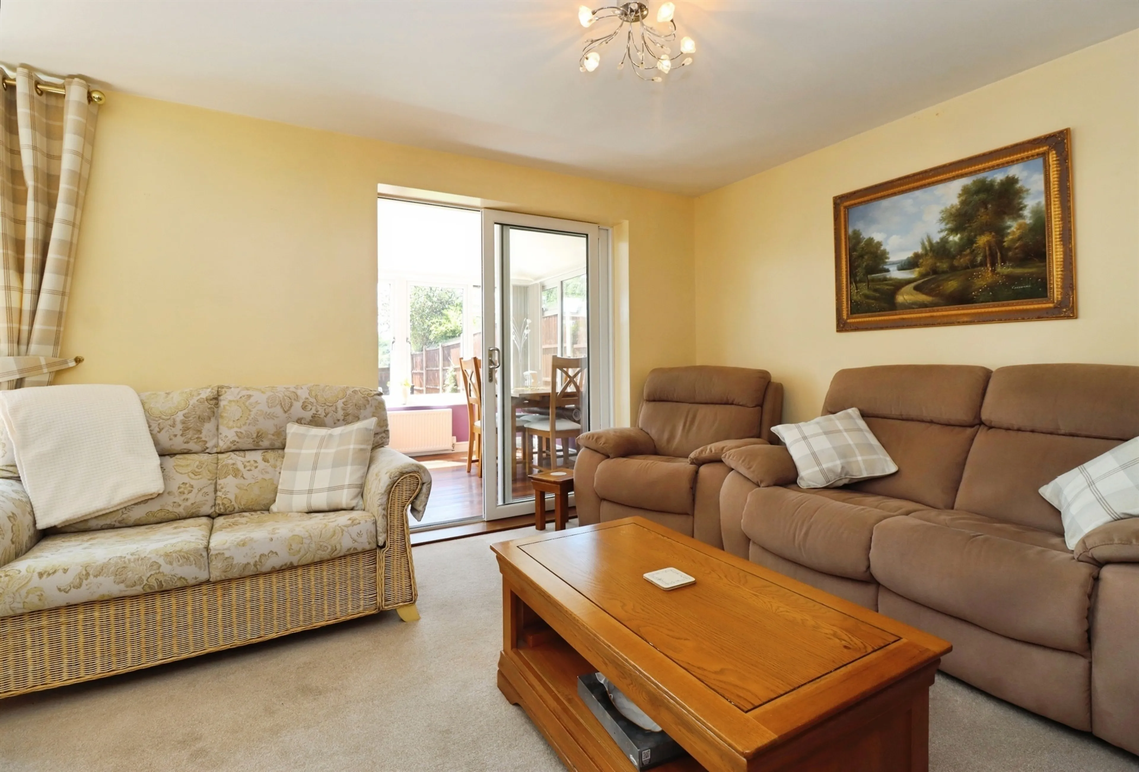 Property at Leighton Close, Wellingborough