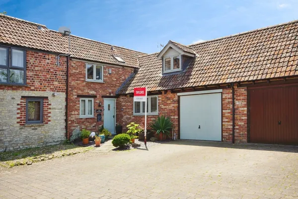 Parkfield Road, Pucklechurch, Bristol...