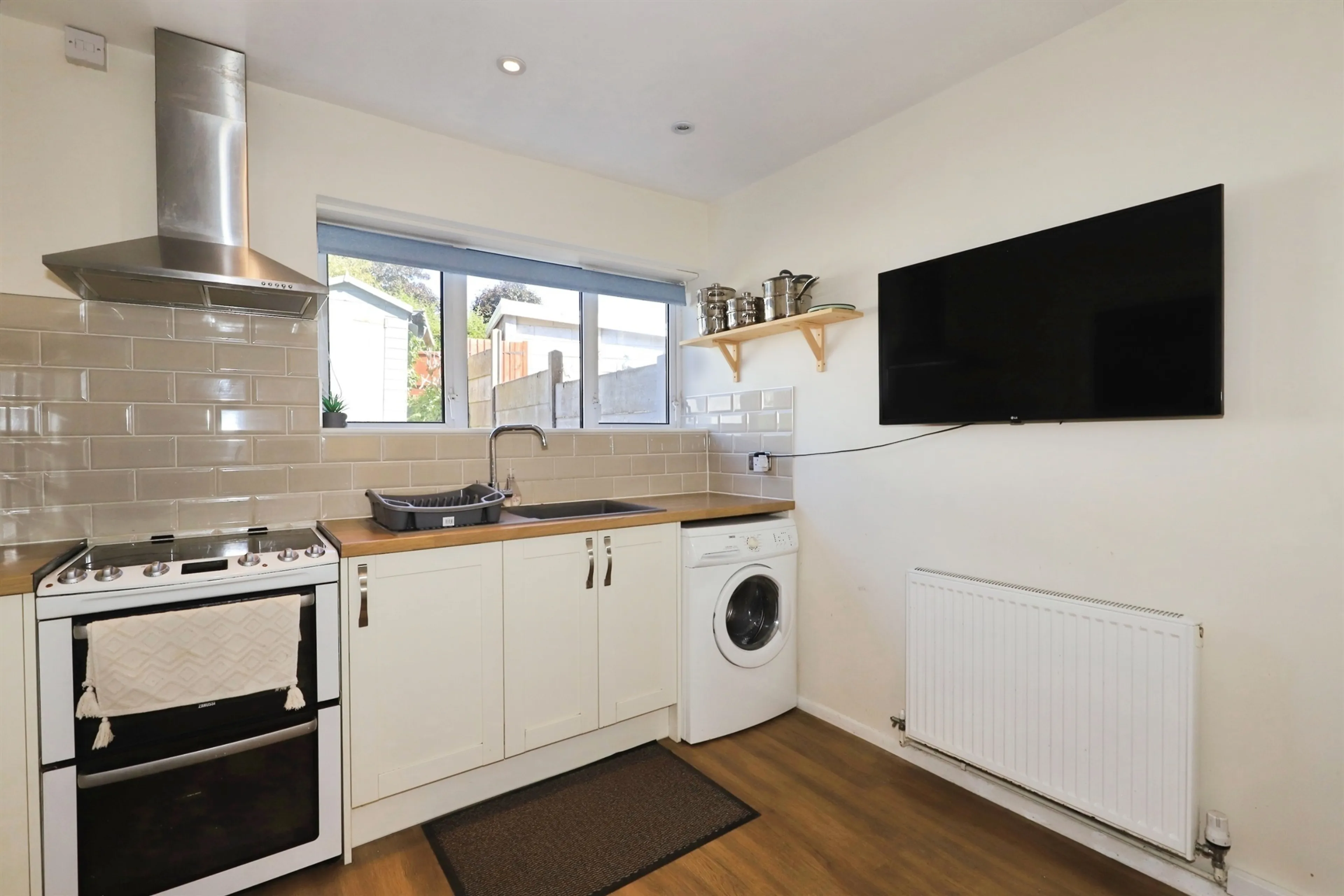 Property at Comberton Park Road, Kidderminster