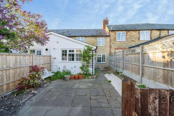 Brook Lane, Harrold, MK43