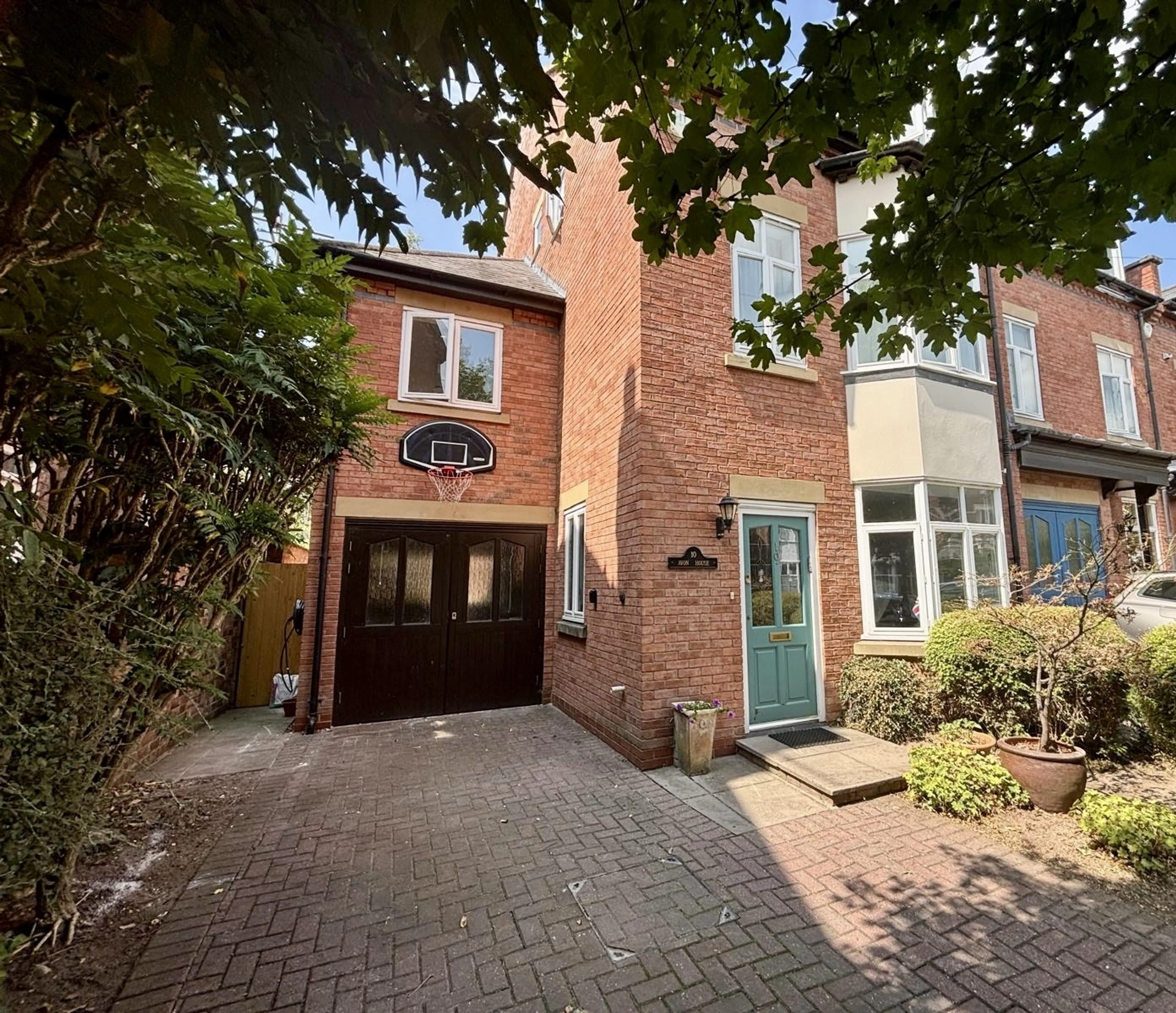 Property photo 0