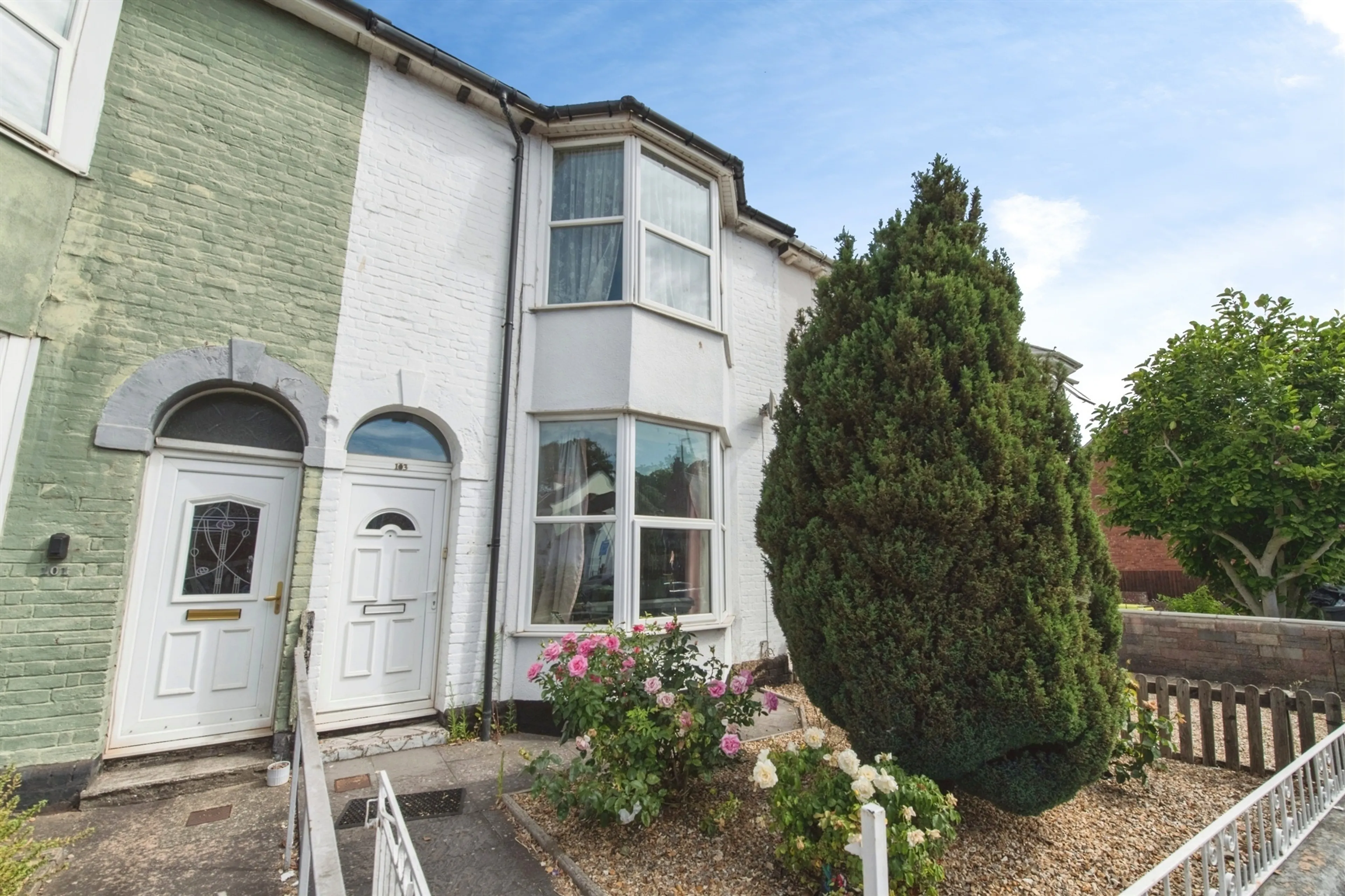 Property photo 0