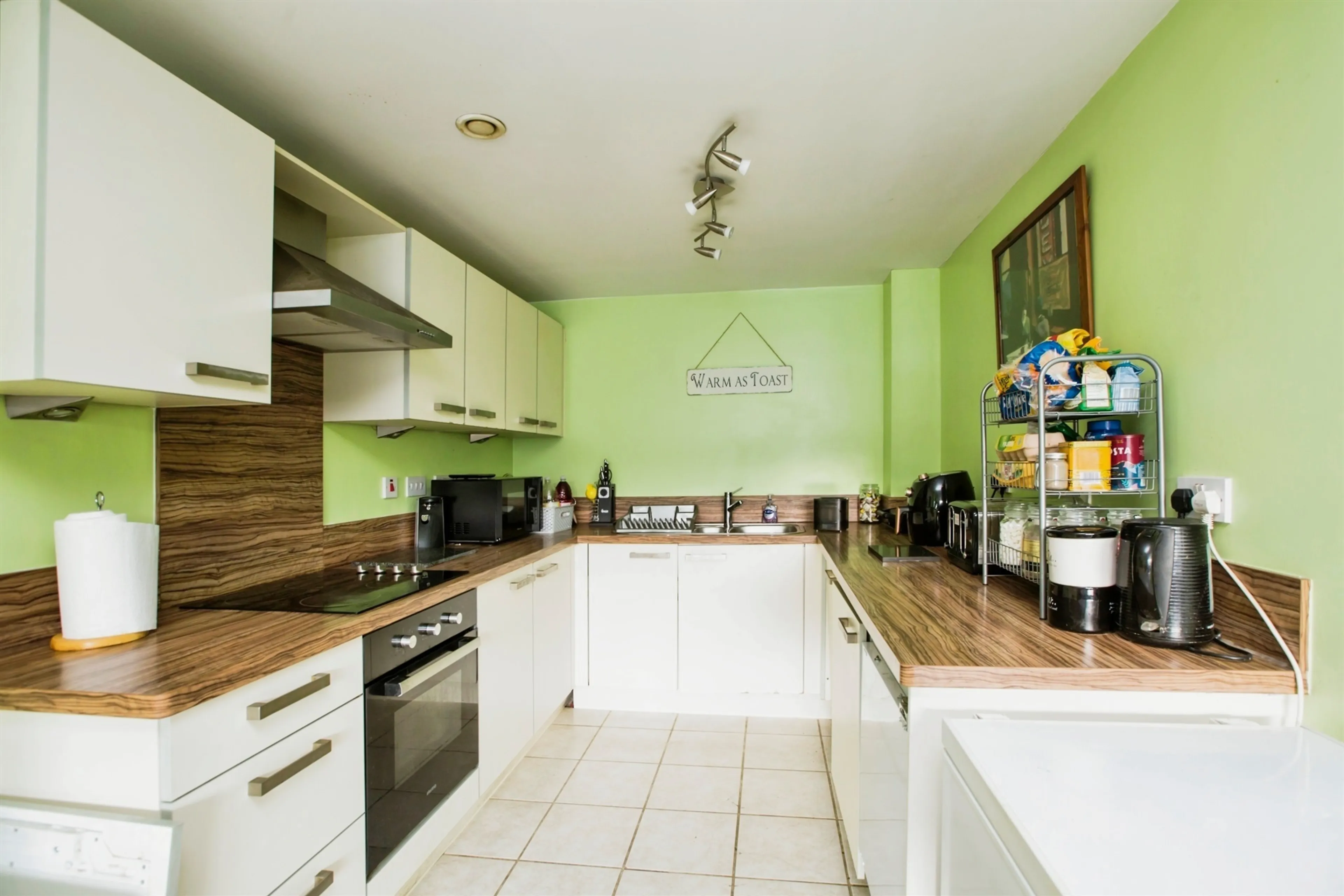 Property at Dewsbury Road, ELLAND