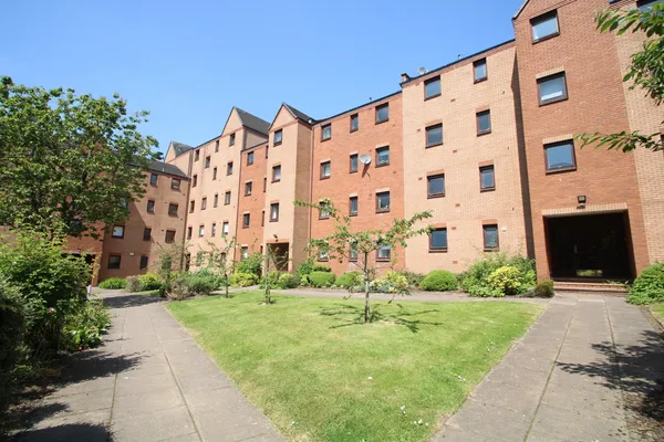 9 Albion Gate, Merchant City, G1 1HE