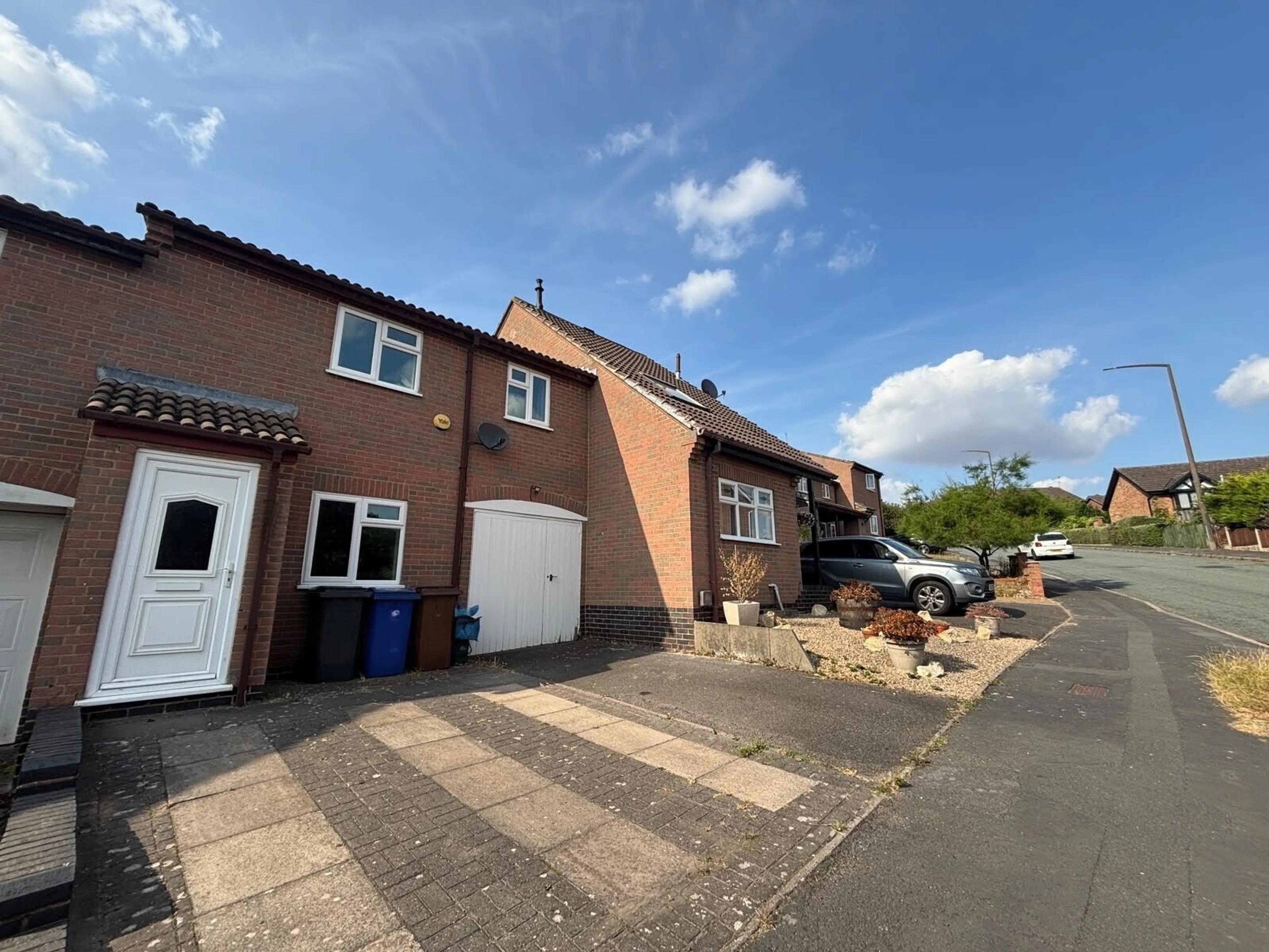 Property photo 0