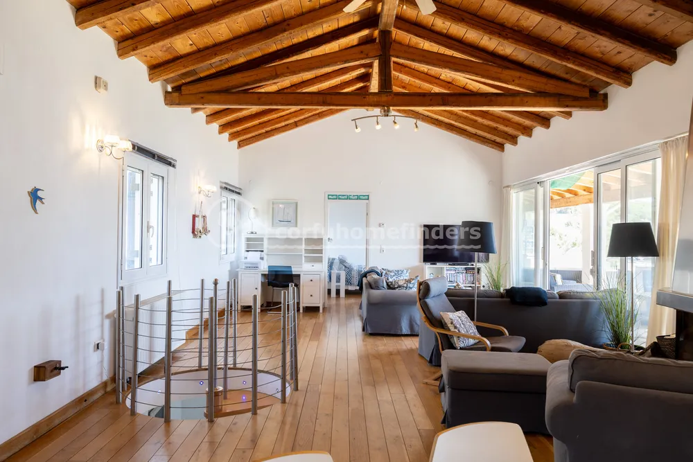 IMEROLIA BEACH HOUSE, Kassiopi, Corfu