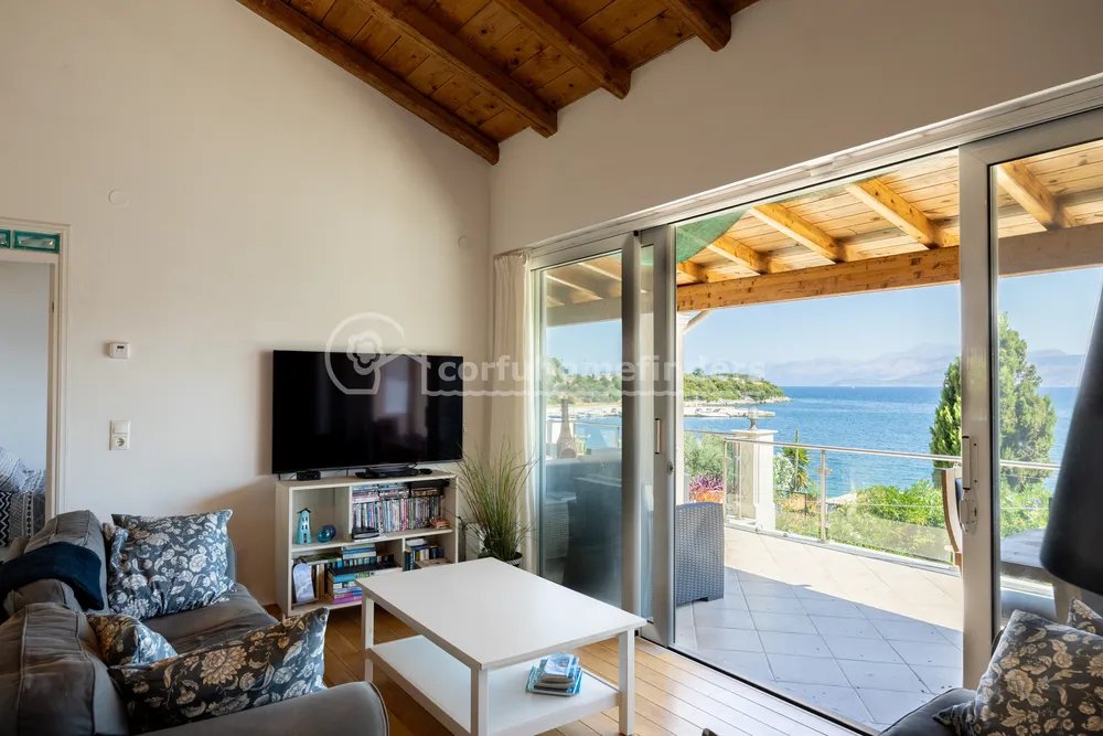IMEROLIA BEACH HOUSE, Kassiopi, Corfu