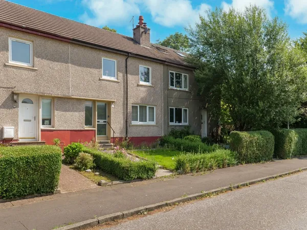 Lochearn Crescent, Paisley, Renfrewsh...