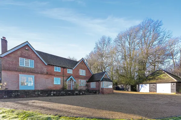 Shere Road, Leatherhead KT24