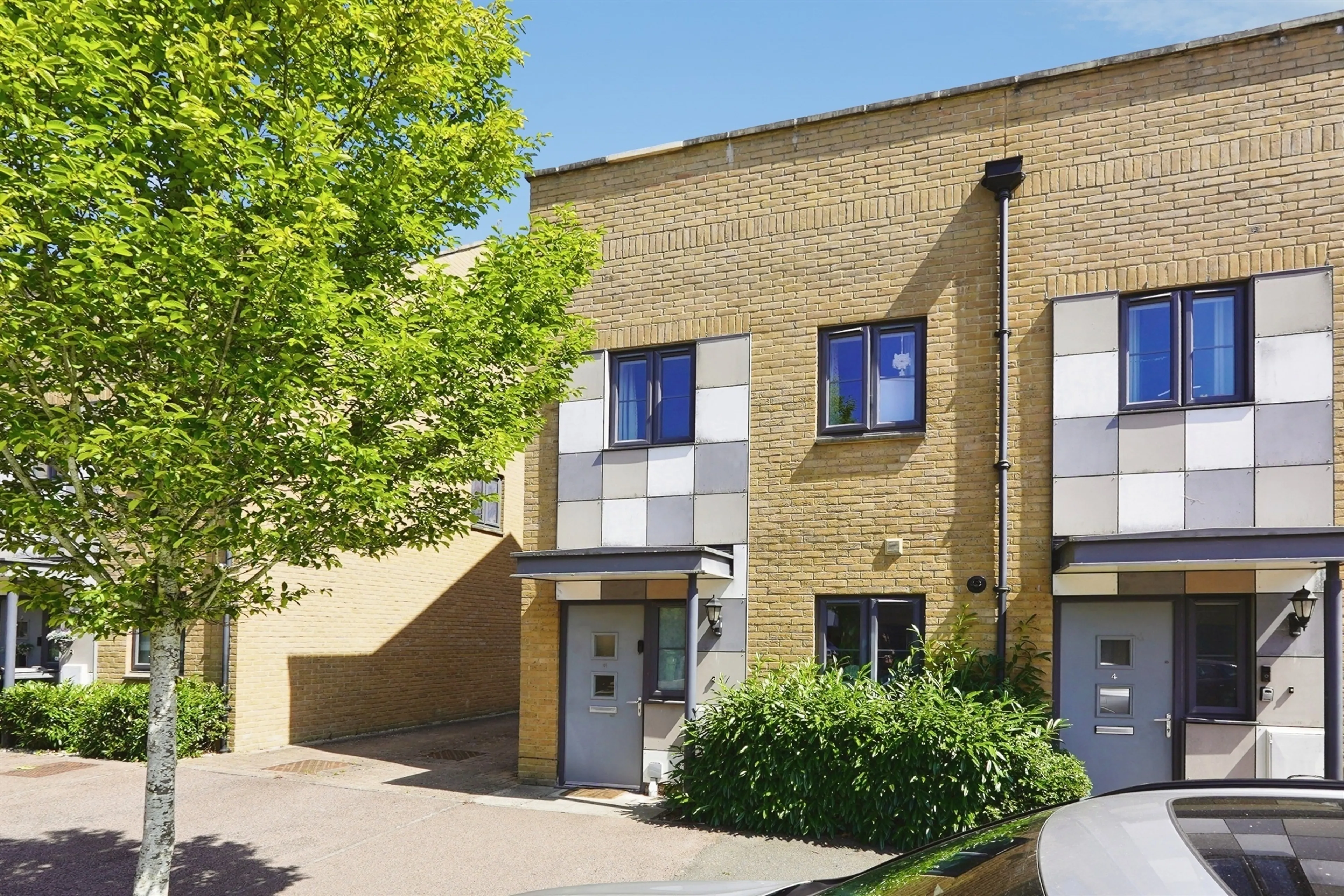 Property photo 0