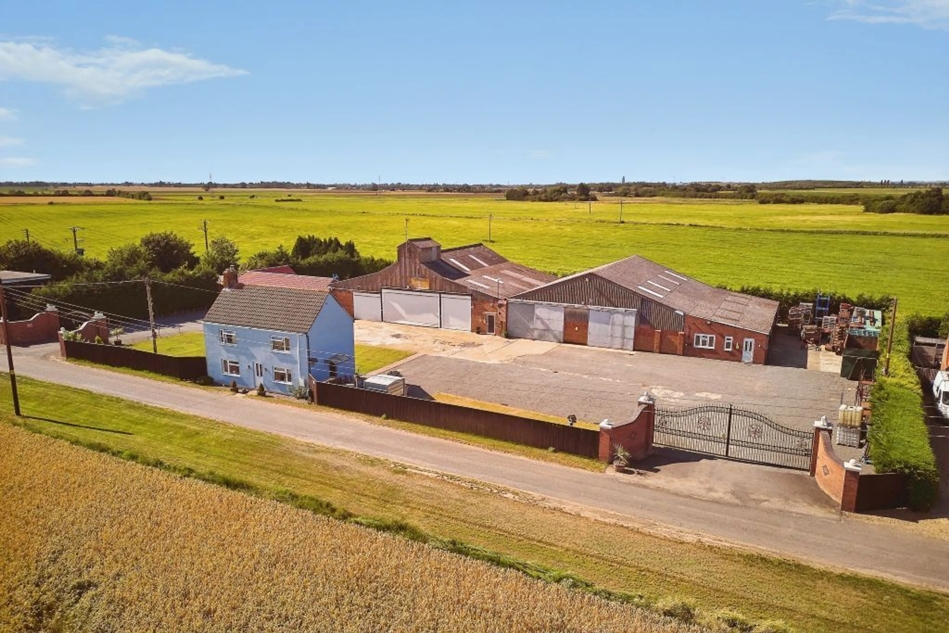Property at Frampton Roads, Frampton, Boston